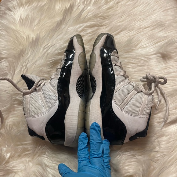Nike Air Jordan 11 XI Retro Concord 2018 GS - 378038-100 - Size 5Y - Picture 3 of 16